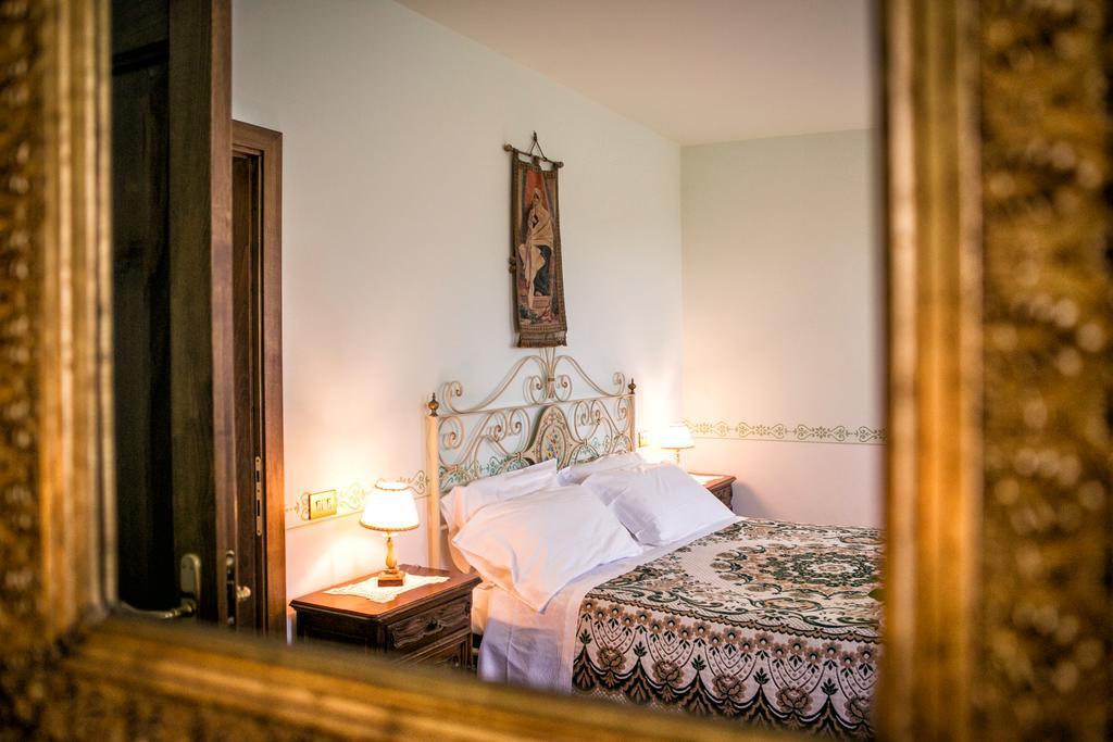 Villa Rosy Ассізі Екстер'єр фото
