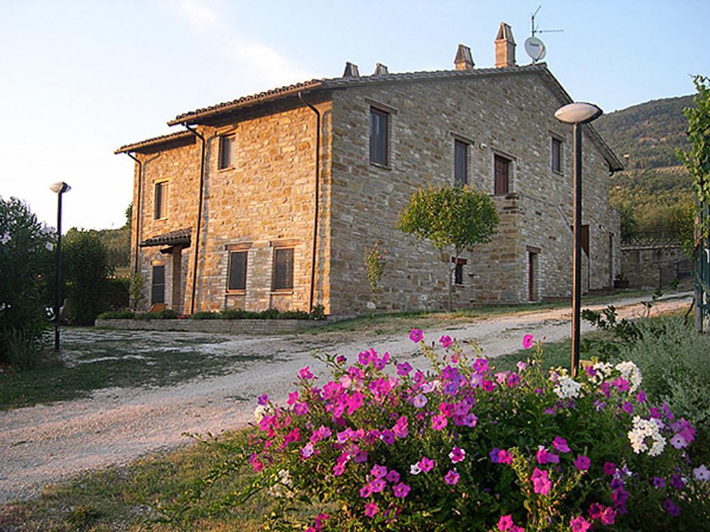 Villa Rosy Ассізі Екстер'єр фото
